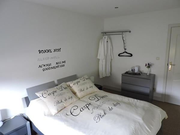 B&B Carpe Diem # Linea Maaseik Zewnętrze zdjęcie